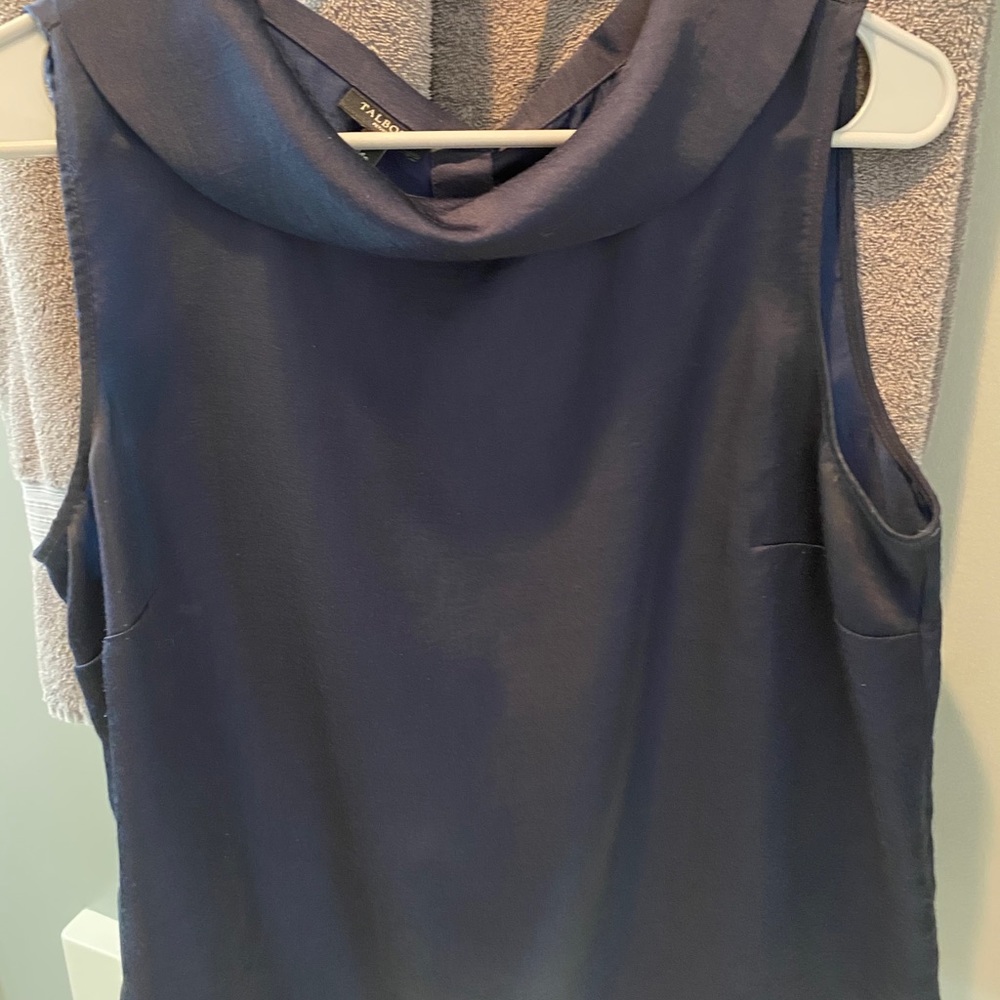 EUC Talbots navy blue 14p top